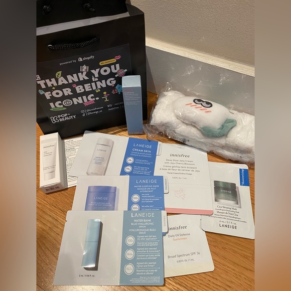 NEW Laneige & InnisFree NYC Popup Event Samples & Goodie bag - Picture 1 of 5